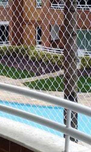 Instalação de rede de proteção Instalação de rede de proteção