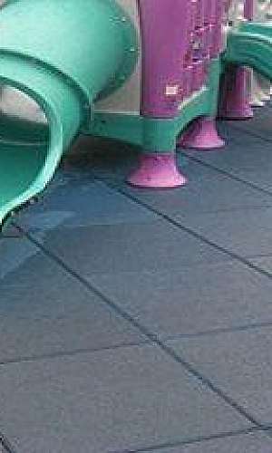 piso emborrachado drenante para playground piso emborrachado drenante para playground